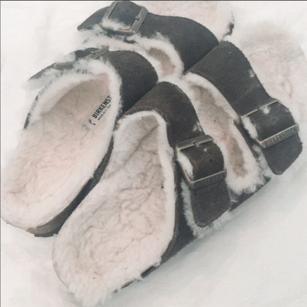 BIRKS (CAN FIT A SIZE 8) - Picture 3 of 8